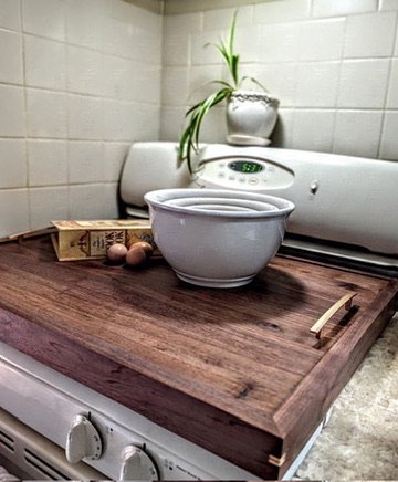 Raised Walnut Noodle Board
